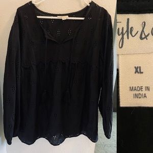 Style and co black eyelet long sleeve blouse